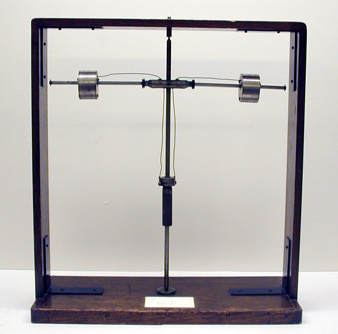 Double-Mass System in Wooden Frame