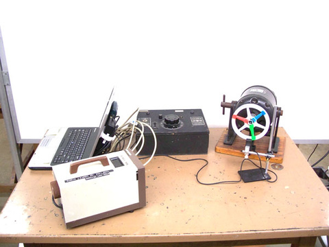 Large DC Motor, Strobe Light, Painted Pulley, and LabQuest Mini Interface with Photogate